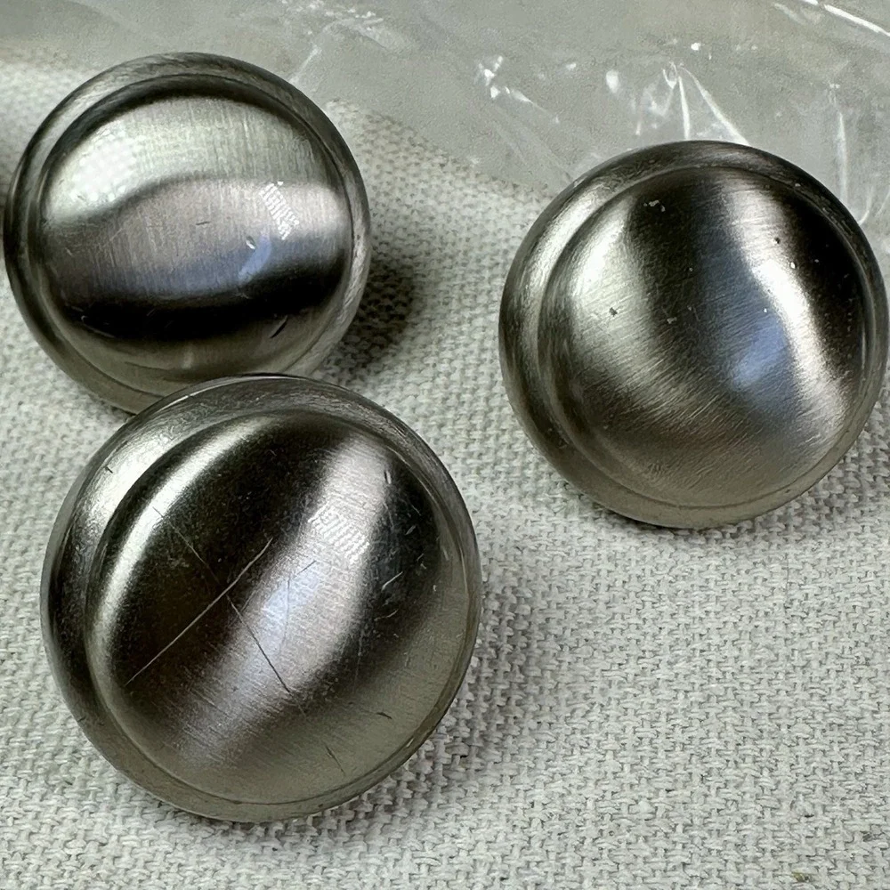 Lot Of 24 Liberty Hardware Drawer Pulls Door Knobs 1-5/16